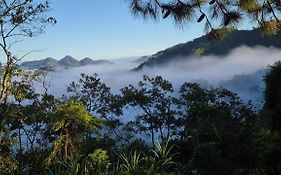 Sítio Alto Da Colina